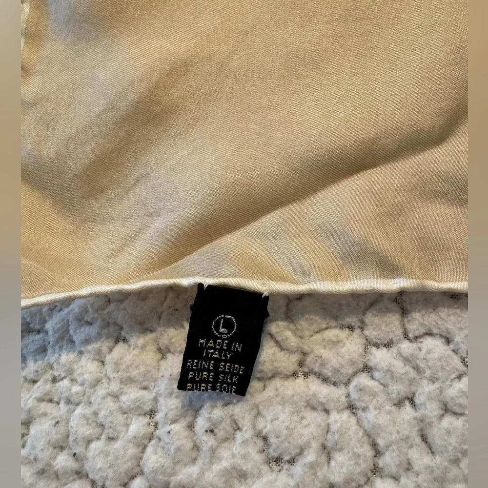 VTG Burberry Silk Checked Square Scarf - Picture 7 of 7